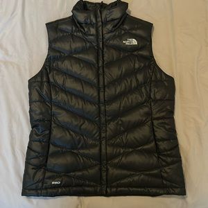Black northface vest